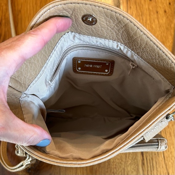 Nine West Textured Faux Leather Crossbody Clutch Mini Bag in Camel Purse - Picture 5 of 9